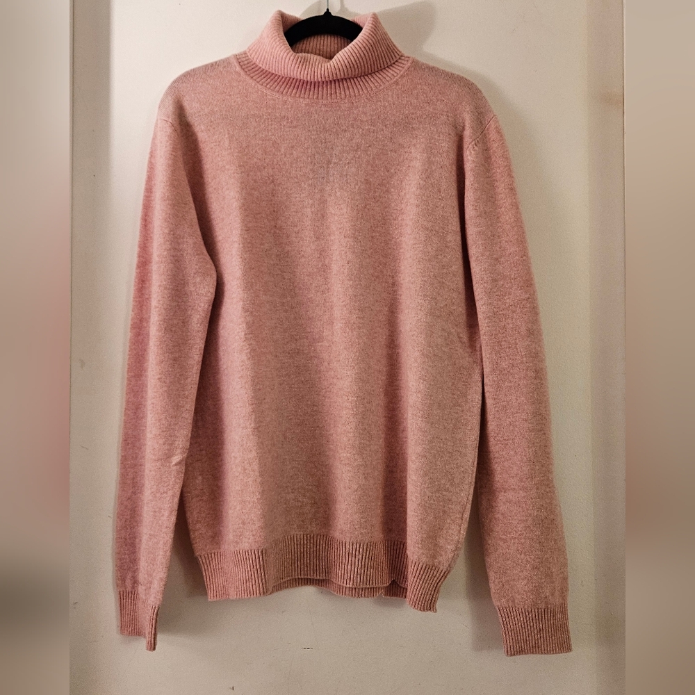 Lanpulux Women's Turtleneck -  100 % Wool